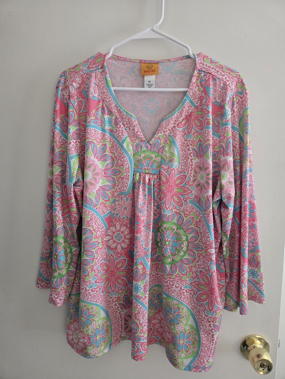 Ruby Road Womans Pink Multi-Color Floral V-Neck Tunic